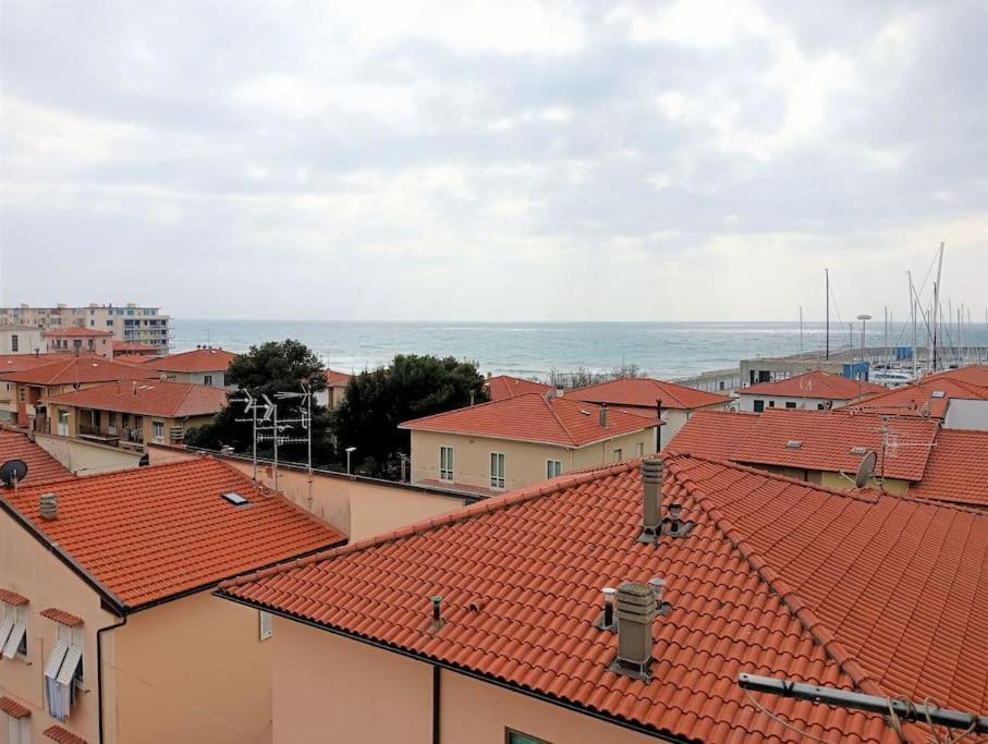 Appartamento A 50 Mt Dal Mare Rosignano Solvay Eksteriør billede